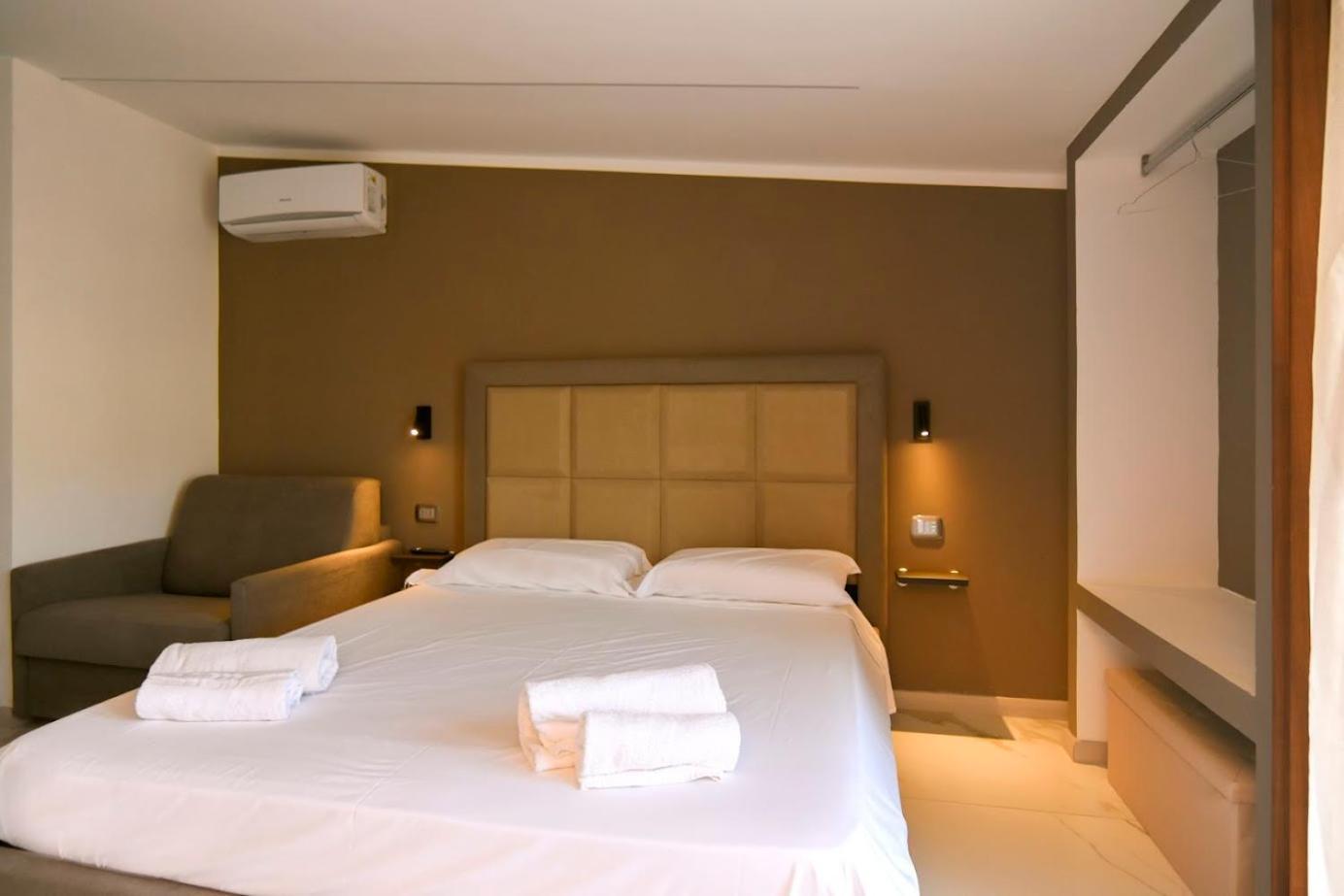 Belma Aparthotel And Rooms Marina di Camerota Kültér fotó